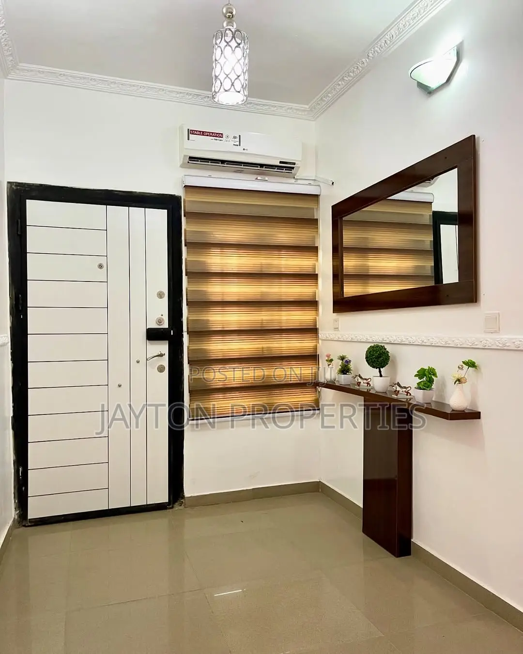 5 Bedroom Apartment