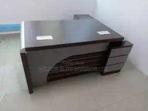 1.6 Meter Office Table
