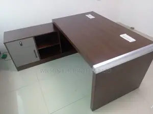 1.6 Meter Office Table