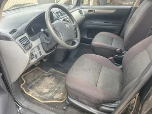 Toyota Avensis Verso 2.0 Petrol 2005 Black