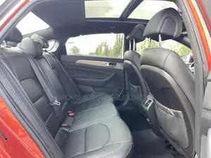 Hyundai Sonata Sport 2.0T 4dr Sedan (2.0L 4cyl Turbo 6A) 2015