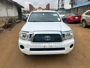 Toyota Tacoma 2012 White