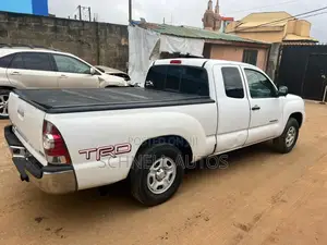 Toyota Tacoma 2012 White