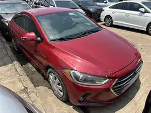 Hyundai Elantra Sport Sedan FWD (1.6L 4cyl 6M) 2017 Red