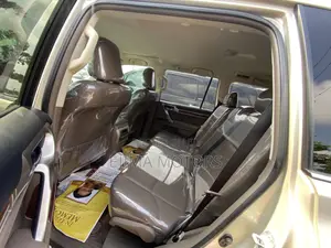 Lexus GX 460 Luxury 2014 Gold