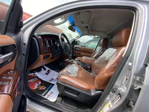 Toyota Sequoia 2013 Silver