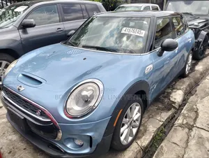 Mini Cooper 2017 Blue