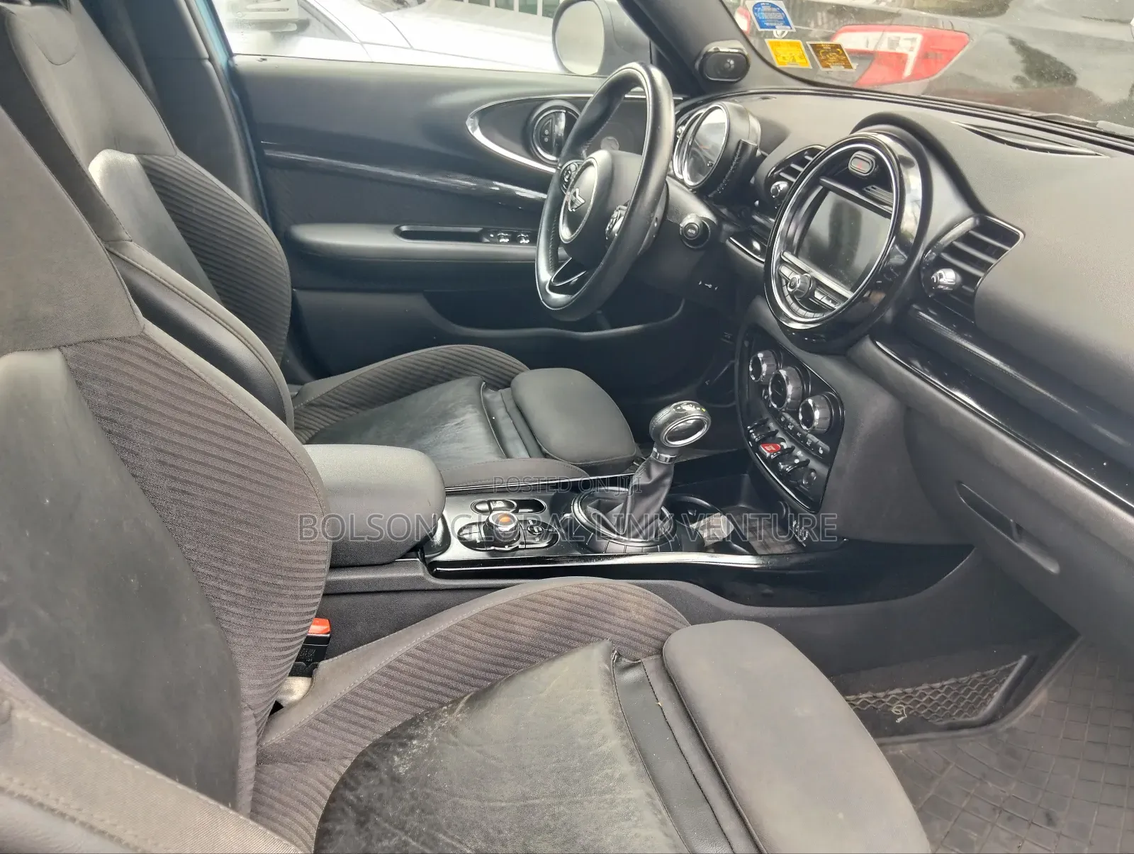 Mini Cooper 2017 Blue