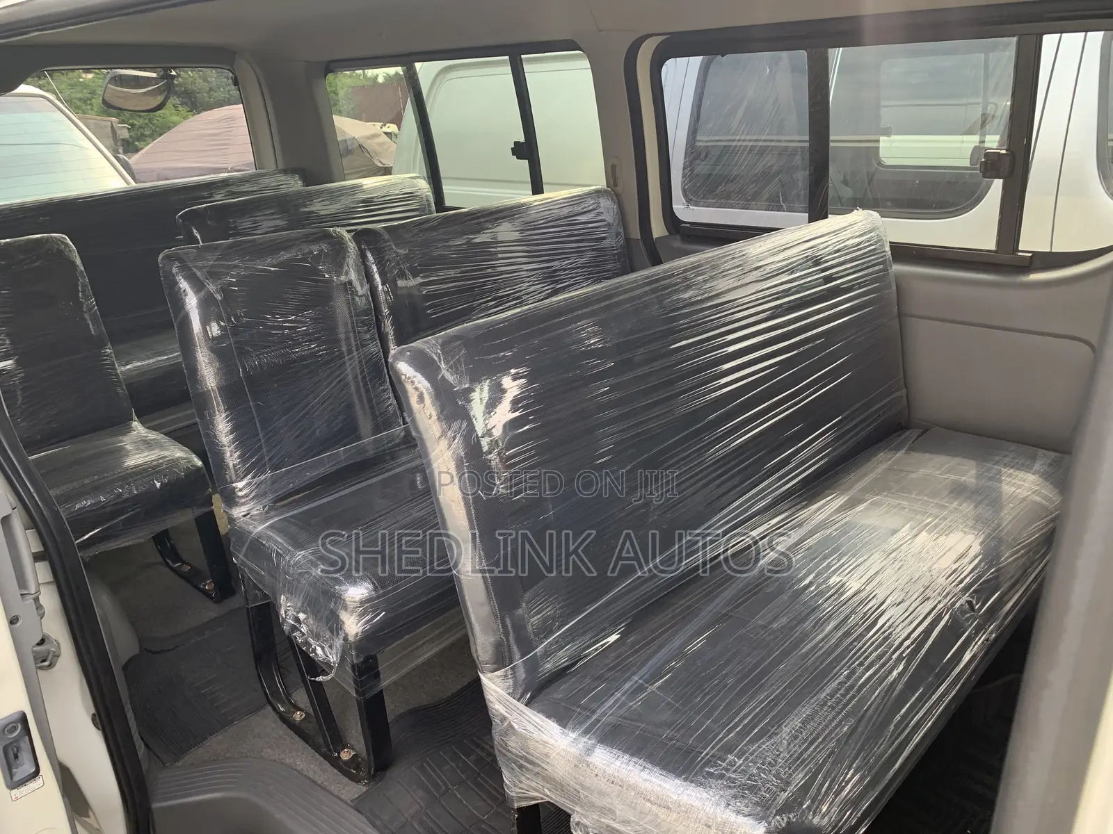 Toyota HiAce 2012 White