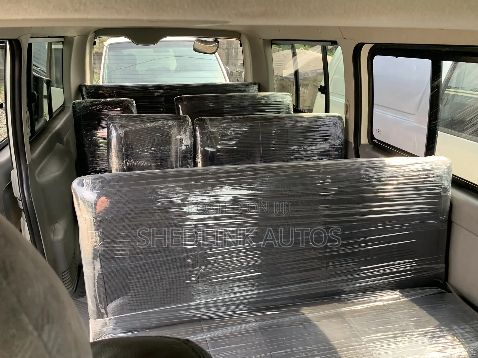 Toyota HiAce 2012 White