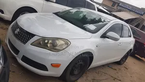 Suzuki Kizashi 2.4 AWD 2011 White