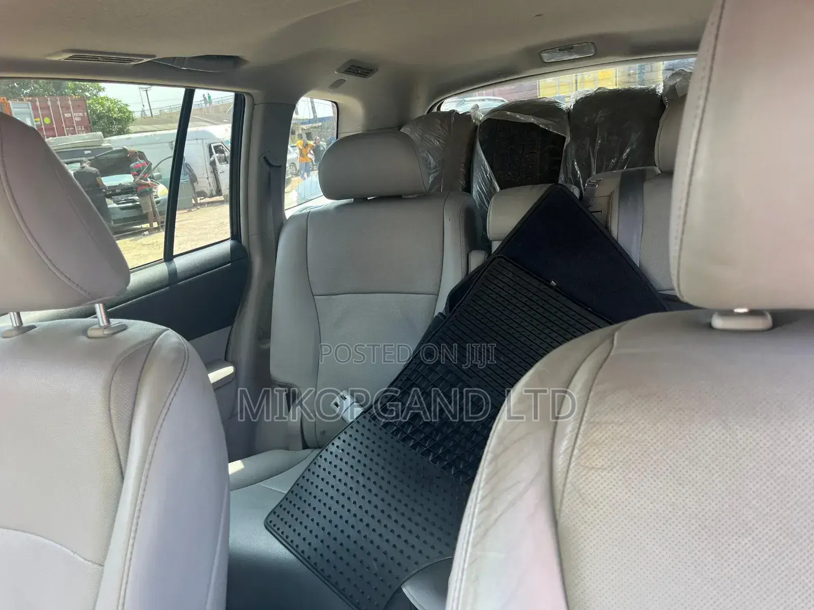 Toyota Highlander Limited 2012 Silver