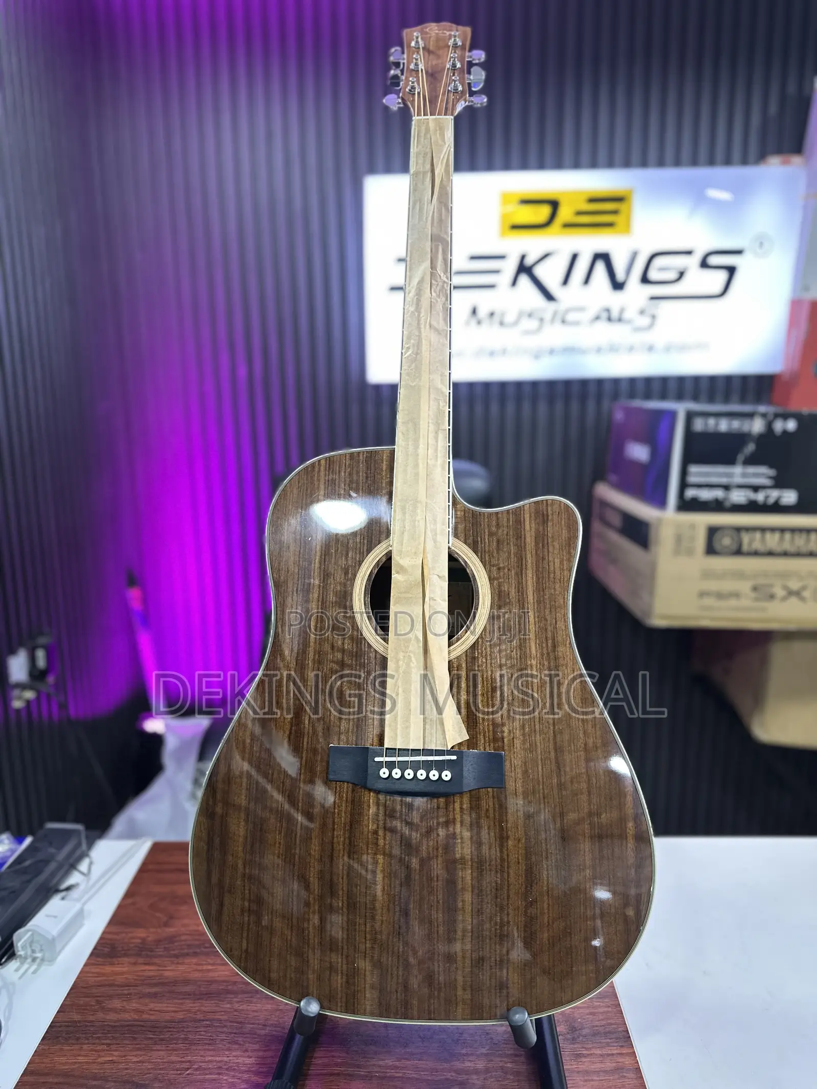 Smiger M-215-41 Semi Acoustic Guitar