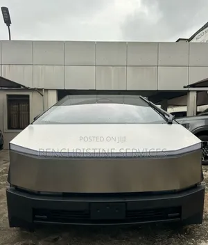 New Tesla Cybertruck 2025