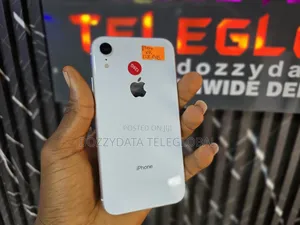Apple iPhone XR 128 GB White