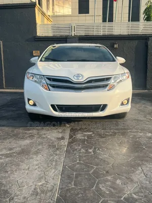 Toyota Venza LE 4dr Wagon (2.7L 4cyl 6A) 2015 White