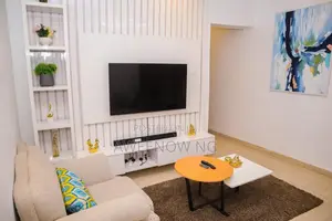 2 Bdroom FLT