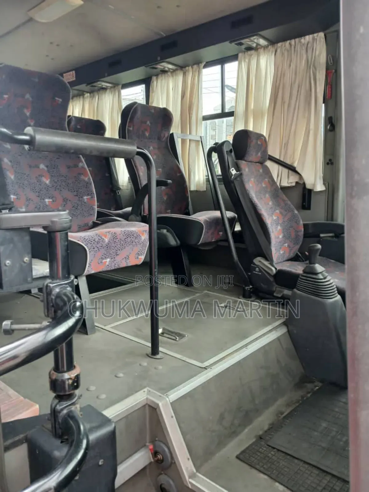 Isuzu Executive Bus 2018 White