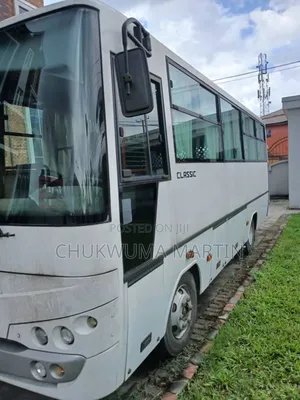 Isuzu Executive Bus 2018 White