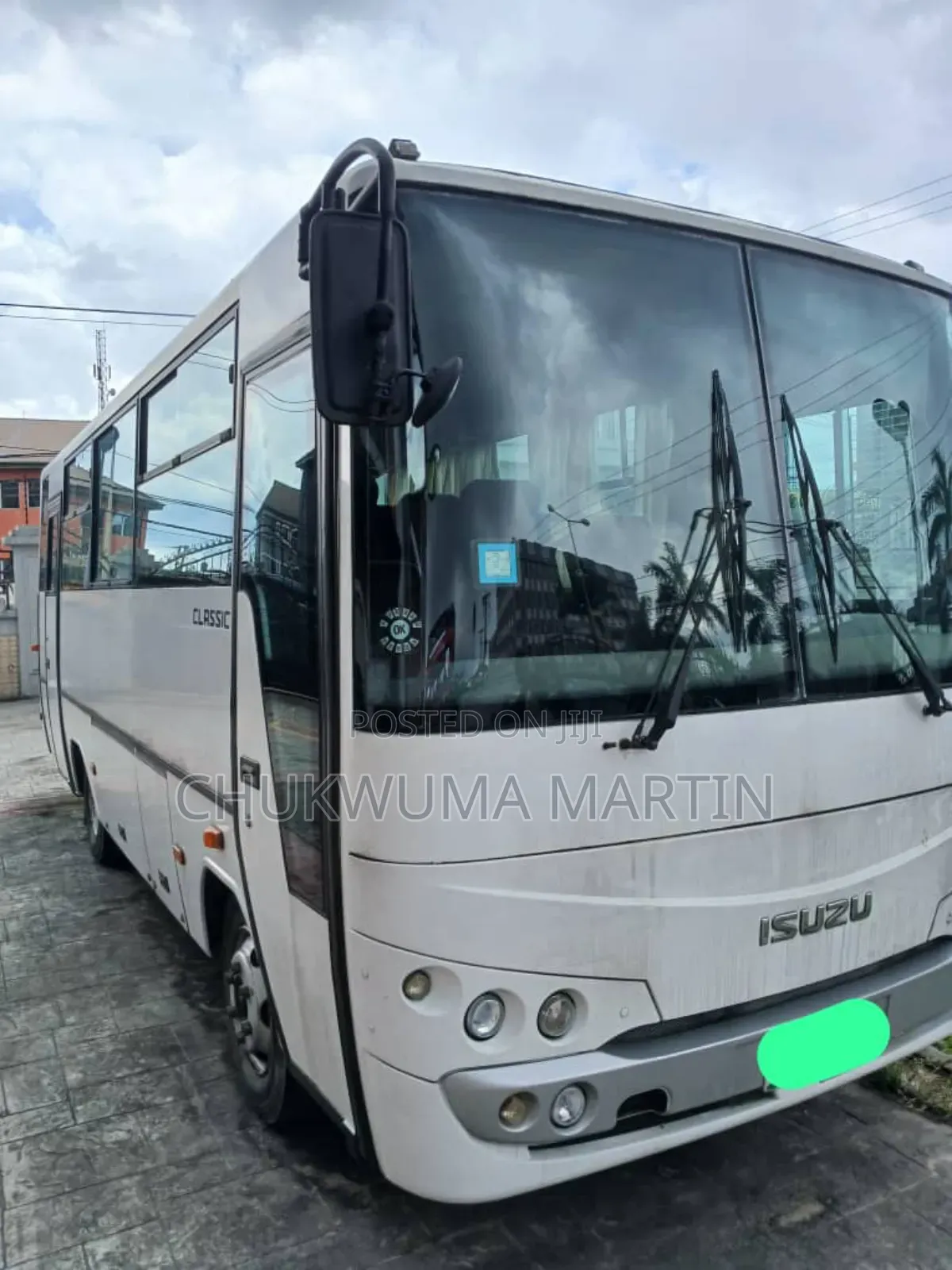 Isuzu Executive Bus 2018 White