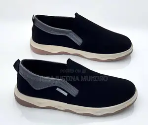 Easy Casual Men's Sneakers