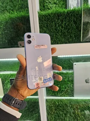 Apple iPhone 11 64 GB Purple