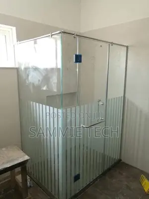 L Shaped Cubicle With All Accessories