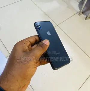 Apple iPhone X 64 GB Black