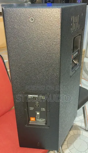 SRX 715 JBL Single Speaker