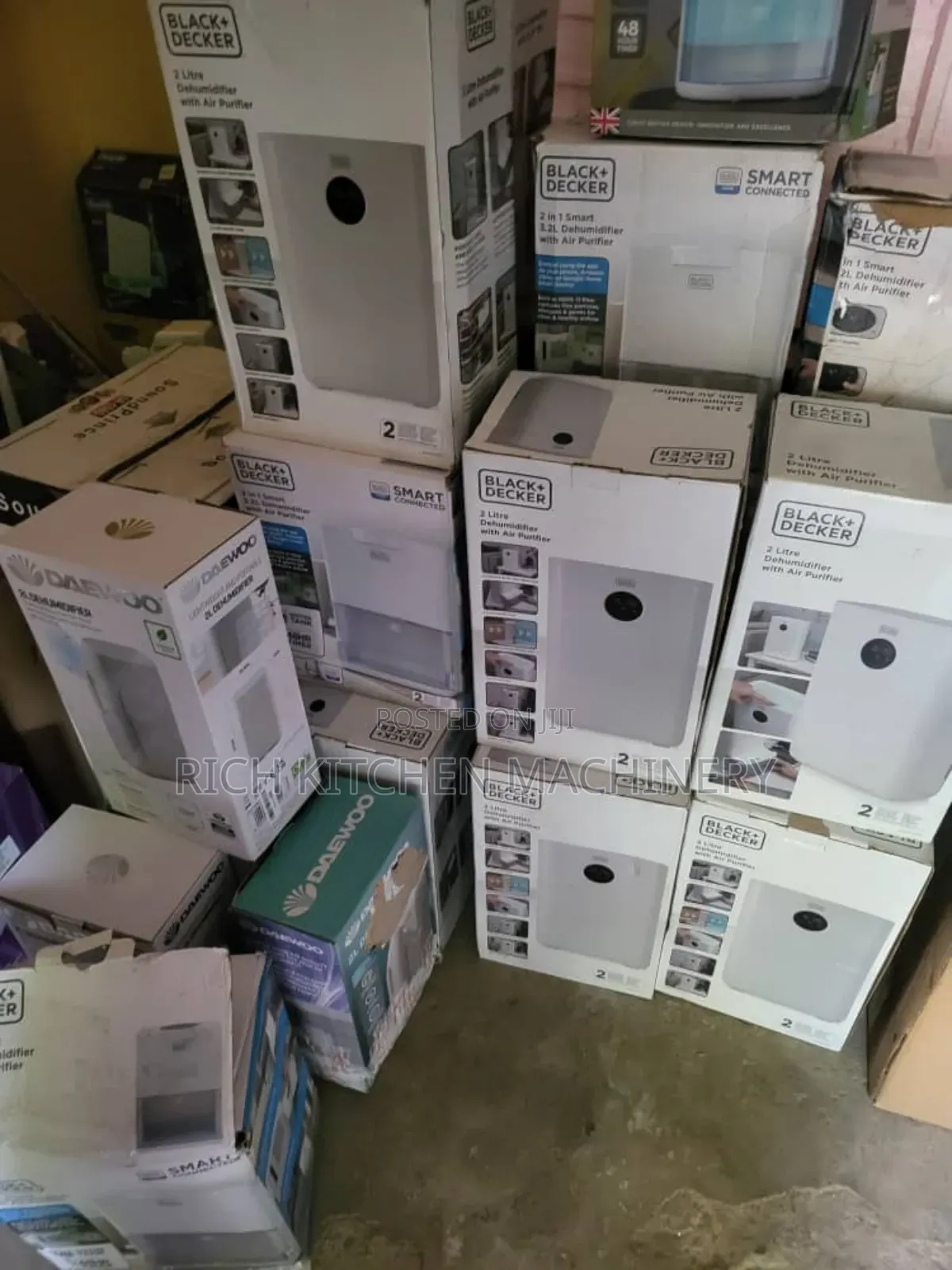 20 Litres Dehumidifier (Black and Decker)