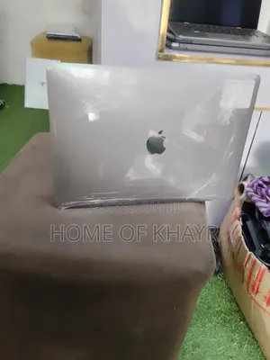 Laptop Apple MacBook Pro 2019 16GB Intel Core I7 SSD 512GB