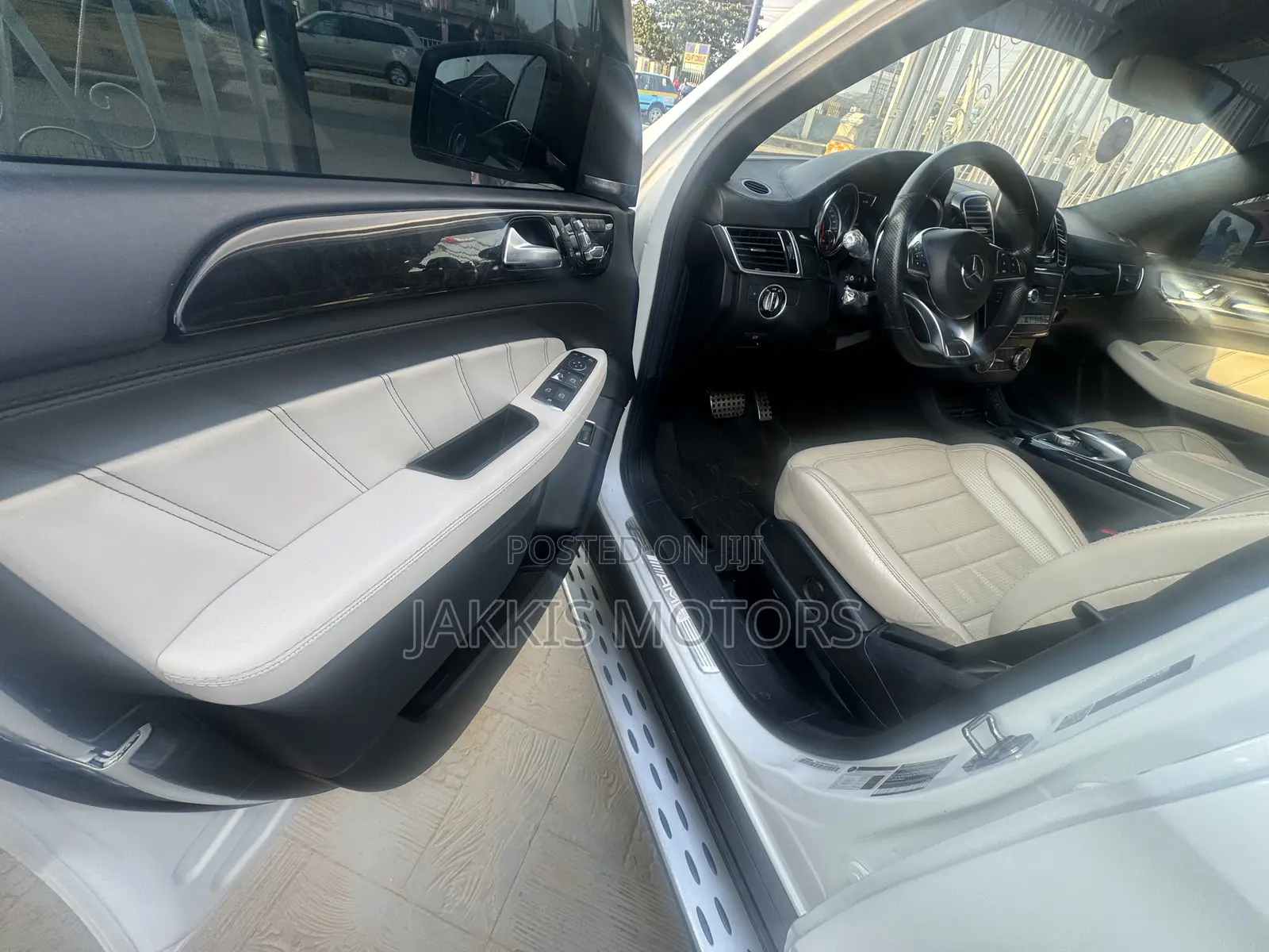 Mercedes-Benz GLE-Class 2018 White