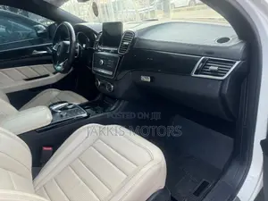 Mercedes-Benz GLE-Class 2018 White