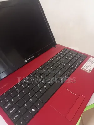 Laptop Packard Bell EasyNote TK37 4GB Intel Pentium HDD 320GB