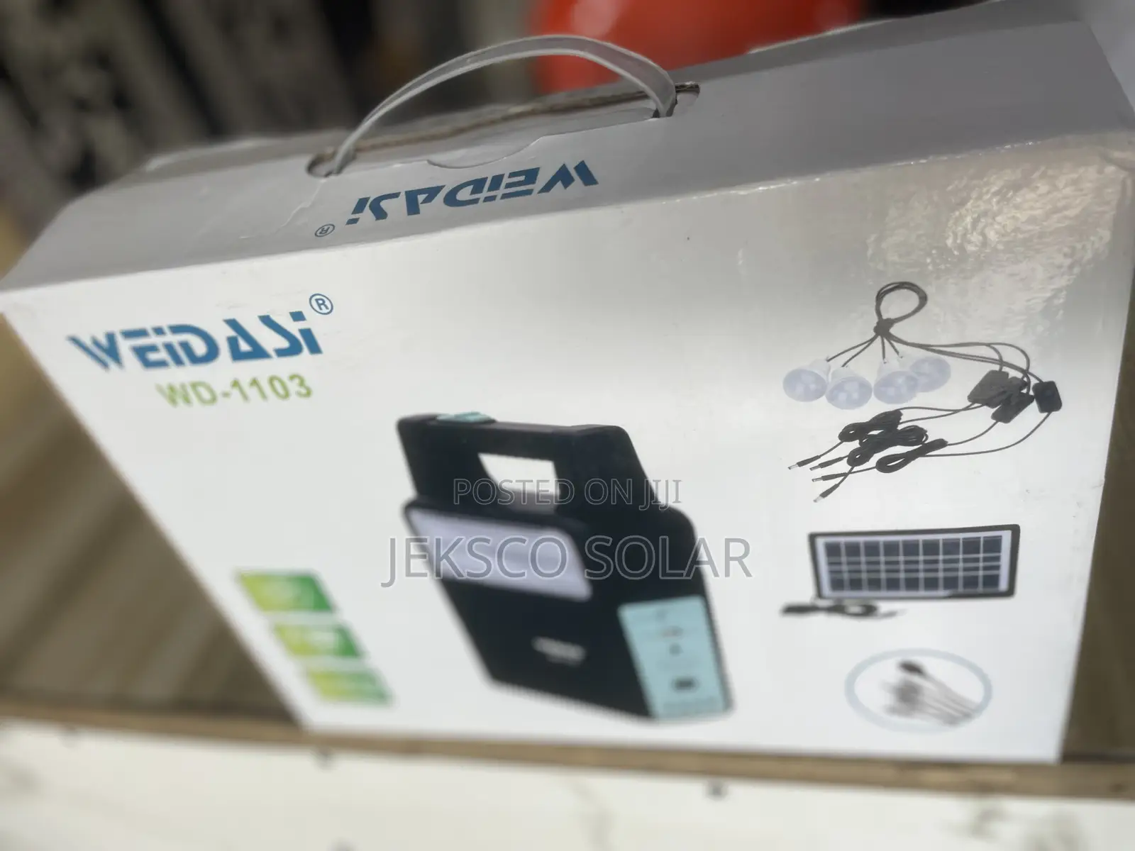 Solar Charging And Lighting Lamp