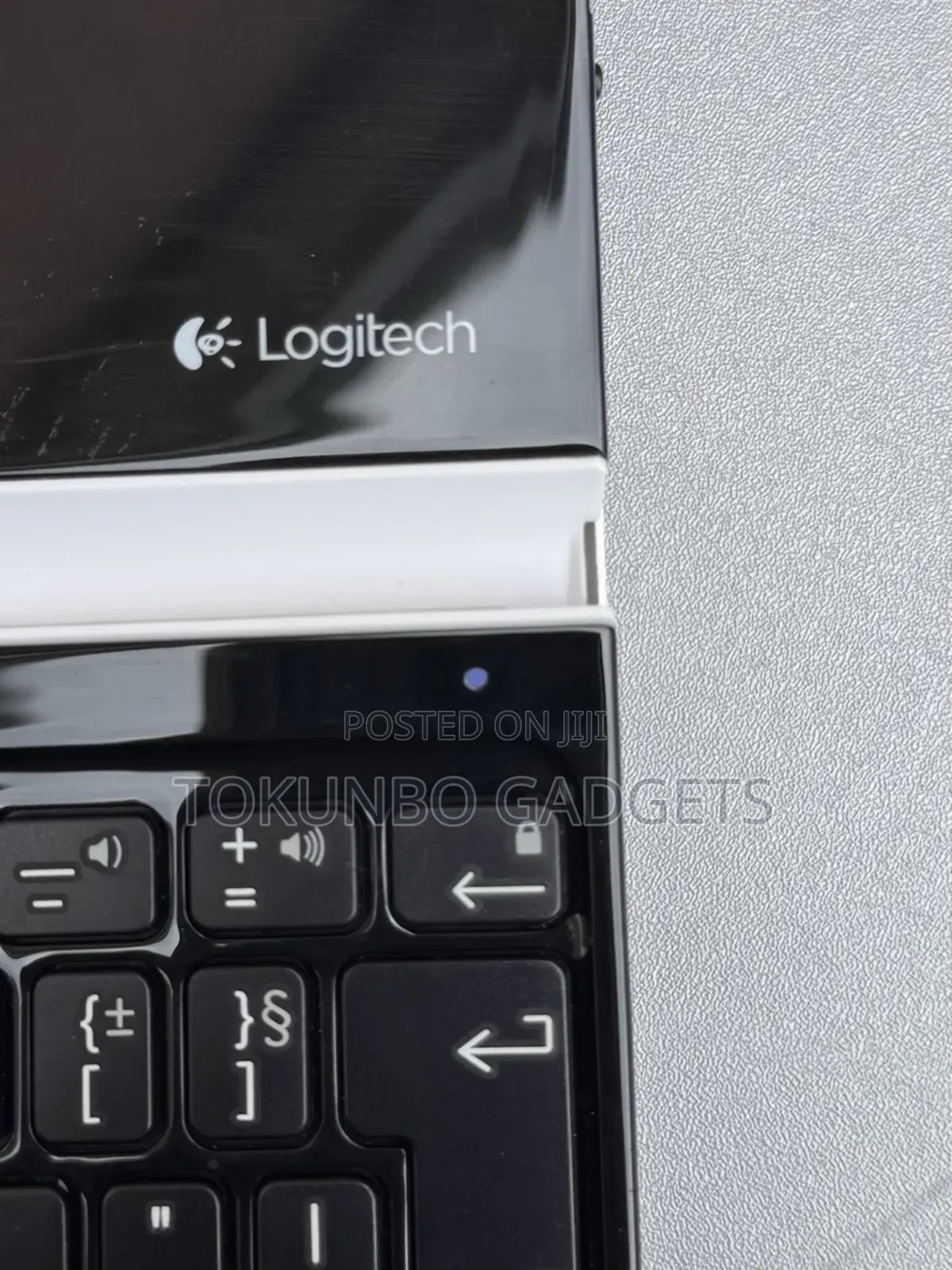 Logitech Bluetooth Ultra Thin Rechargeable Keyboard For iPad 2 3 4