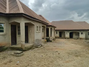 9bdrm Block of Flats in Karu for sale