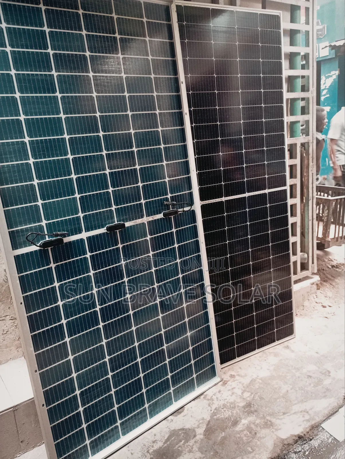 Mono Solar Panel Available Jinko Product