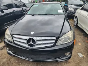 Mercedes-Benz C300 Luxury 4Matic Sedan AWD (3.0L 6cyl 7A) 2010 Black
