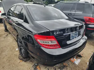 Mercedes-Benz C300 Luxury 4Matic Sedan AWD (3.0L 6cyl 7A) 2010 Black