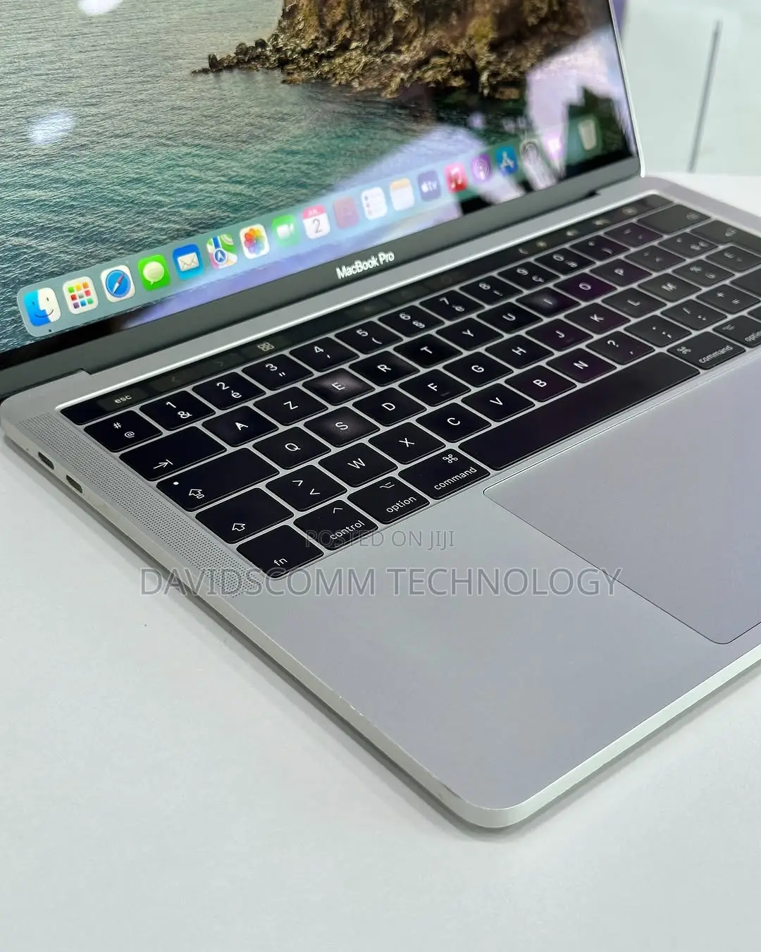 Laptop Apple MacBook Pro 2017 16GB Intel Core i7 SSD 512GB