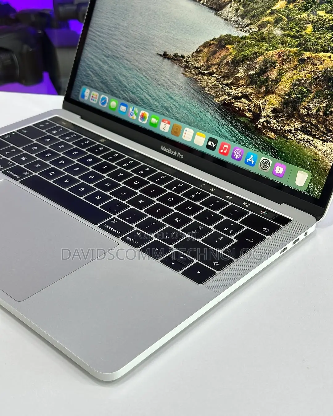 Laptop Apple MacBook Pro 2017 16GB Intel Core i7 SSD 512GB