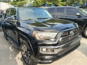 Toyota 4-Runner SR5 Premium 4dr 4x2 (4.0L 6cyl 5A) 2017 Black