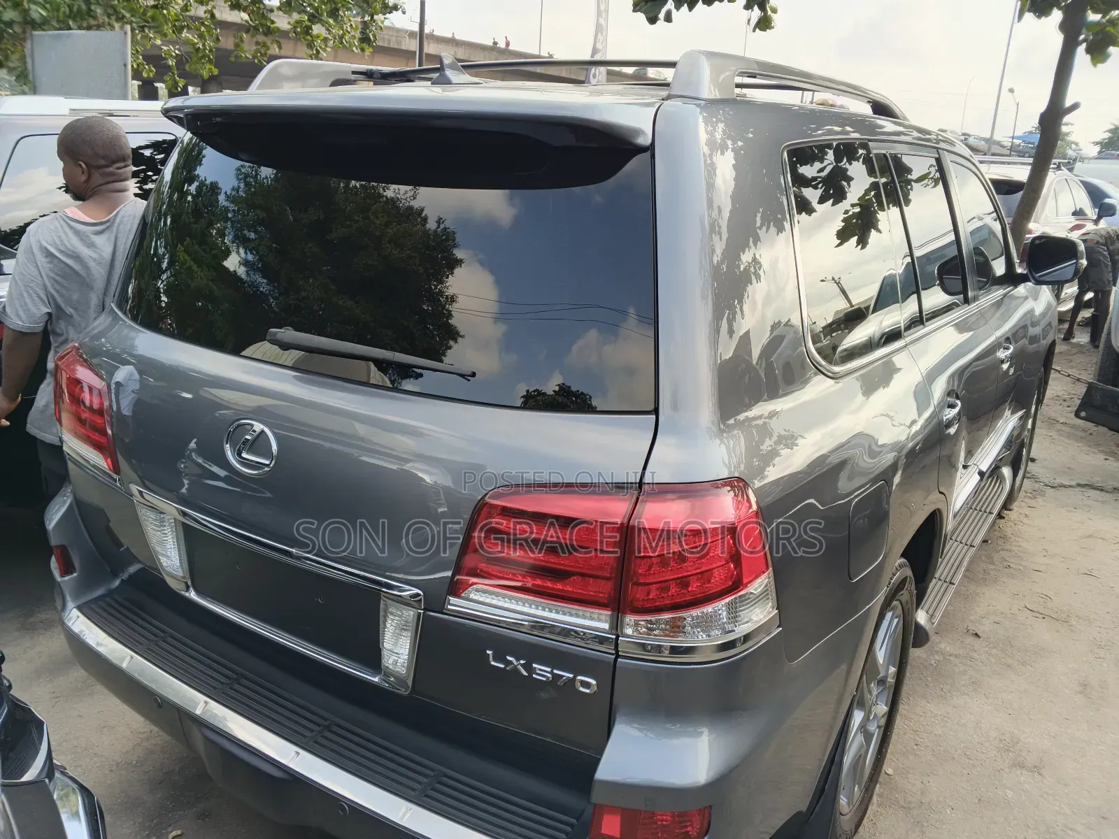 Lexus LX 2015 Gray