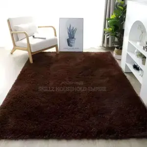 Fluffy Center Rug