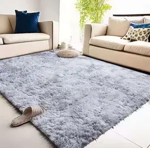Fluffy Center Rug