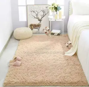 Fluffy Center Rug