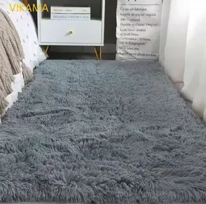 Fluffy Center Rug