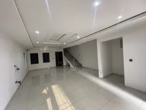 4bdrm Townhouse / Terrace in Wuye for rent