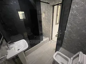 4bdrm Townhouse / Terrace in Wuye for rent